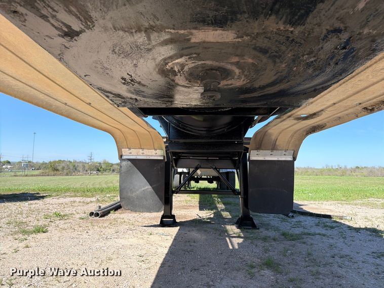 image for item ED5169 2000 Brenner Tank vacuum trailer