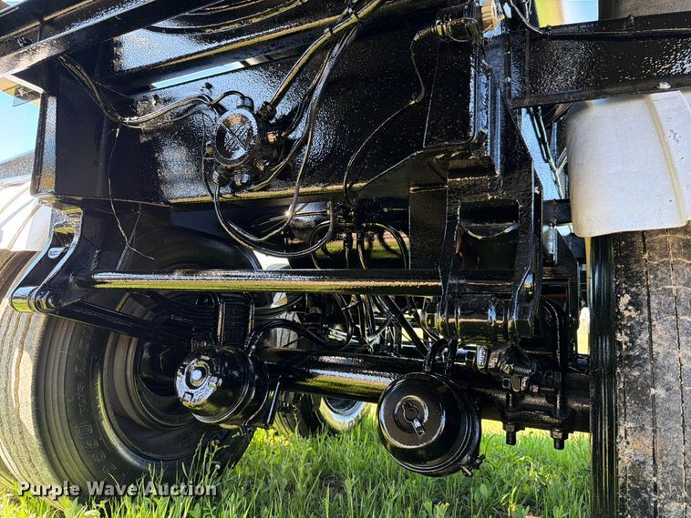 image for item ED5169 2000 Brenner Tank vacuum trailer