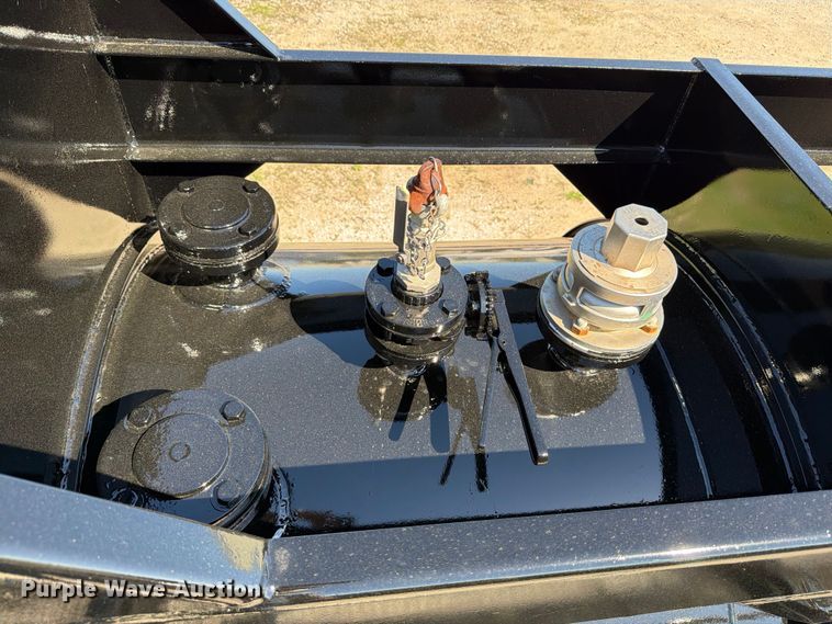 image for item ED5169 2000 Brenner Tank vacuum trailer