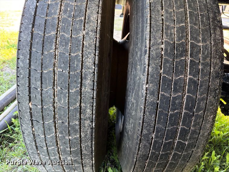 image for item ED5169 2000 Brenner Tank vacuum trailer