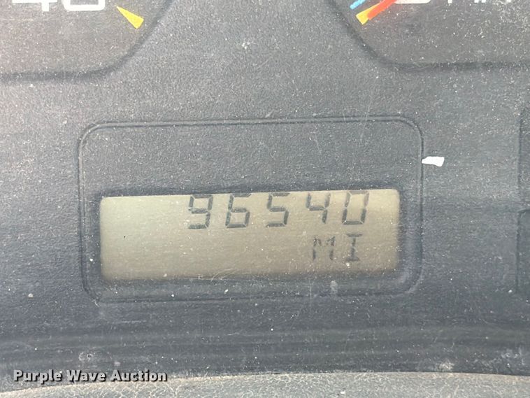 image for item ED5172 2006 International 7400 truck cab and chassis