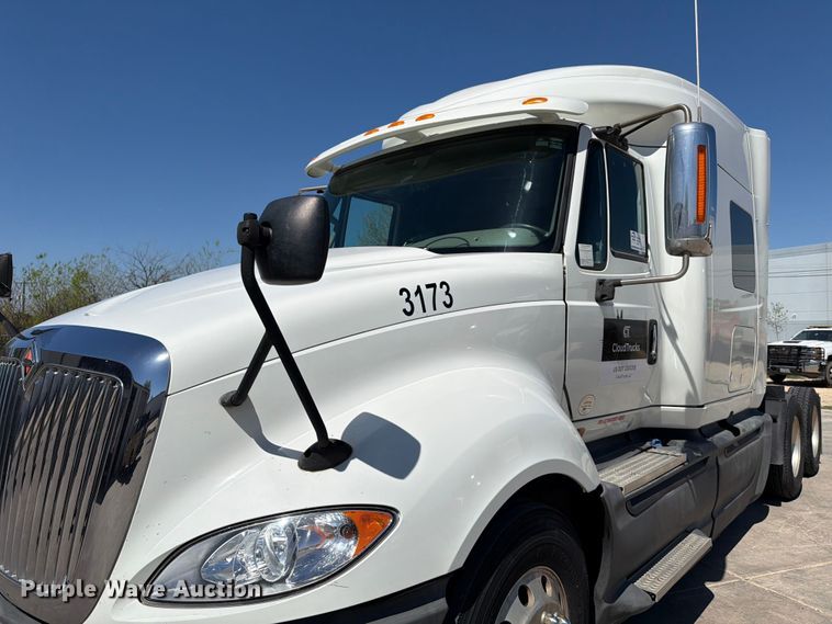 image for item ED5188 2015 International ProStar Plus semi truck