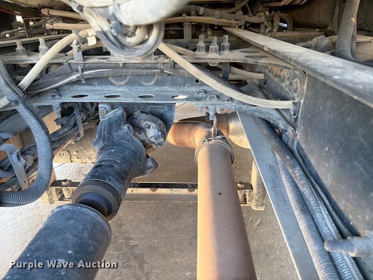 image for item ED5188 2015 International ProStar Plus semi truck