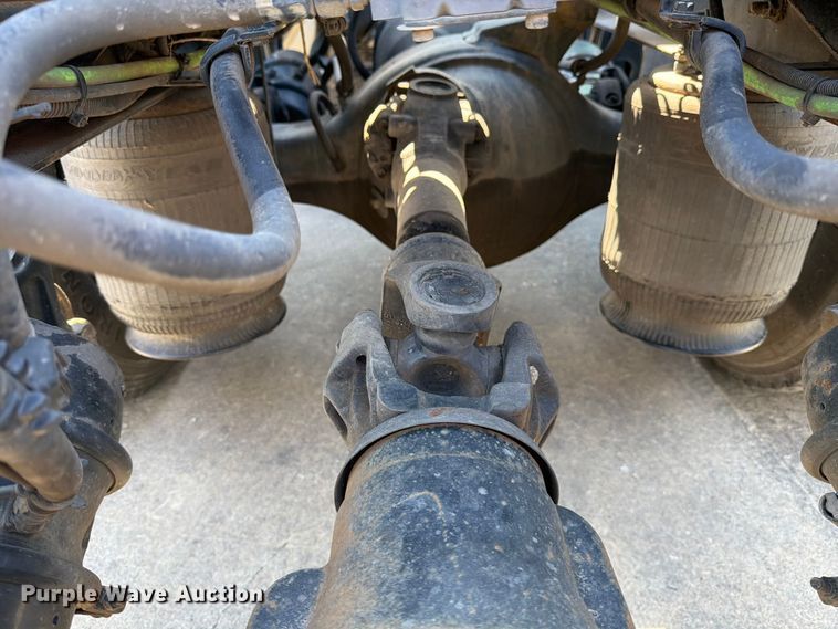 image for item ED5188 2015 International ProStar Plus semi truck