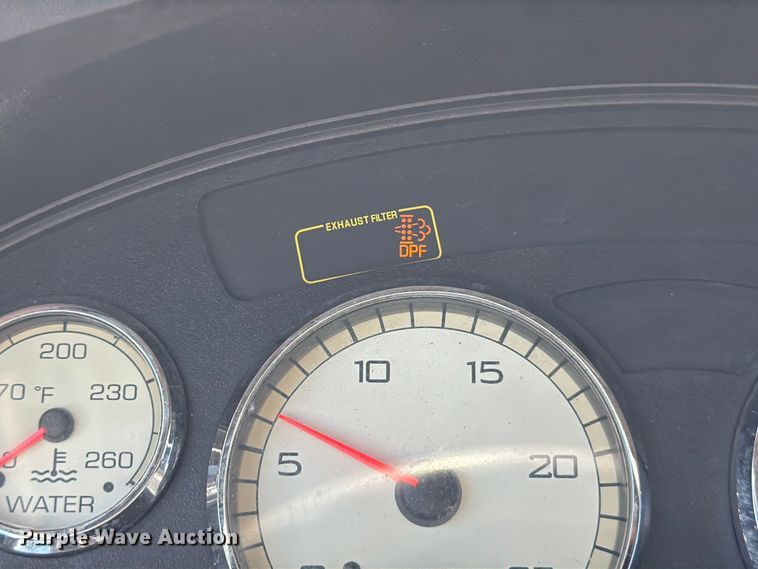 image for item ED5188 2015 International ProStar Plus semi truck