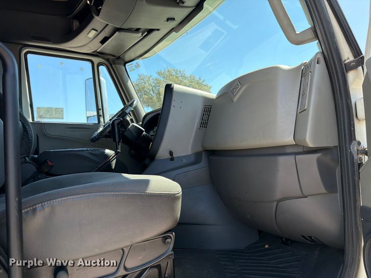 image for item ED5188 2015 International ProStar Plus semi truck