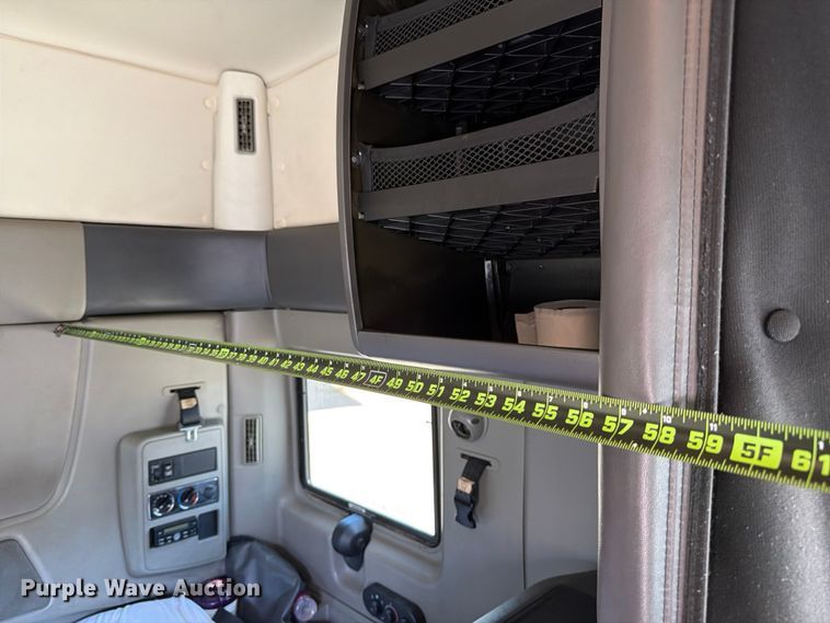 image for item ED5188 2015 International ProStar Plus semi truck