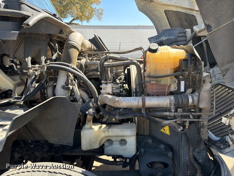 image for item ED5188 2015 International ProStar Plus semi truck