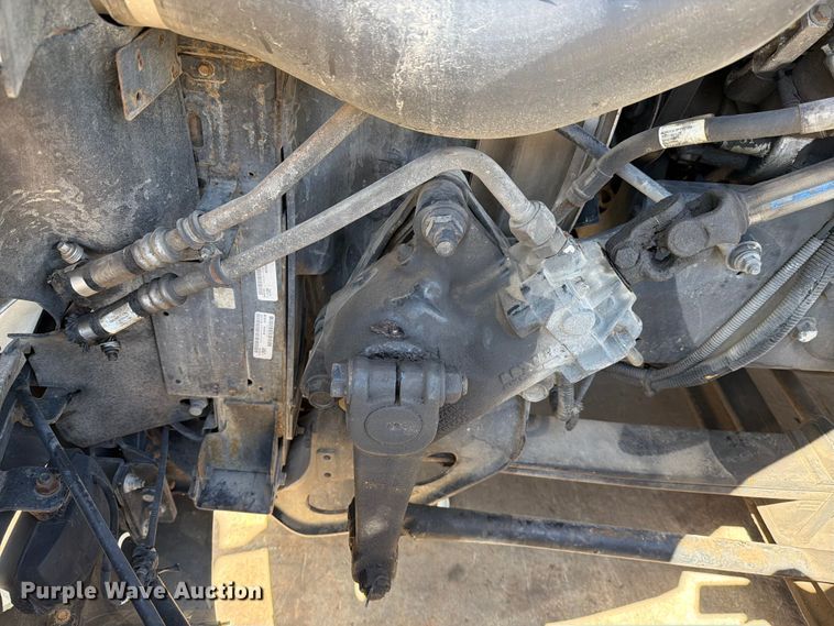 image for item ED5188 2015 International ProStar Plus semi truck