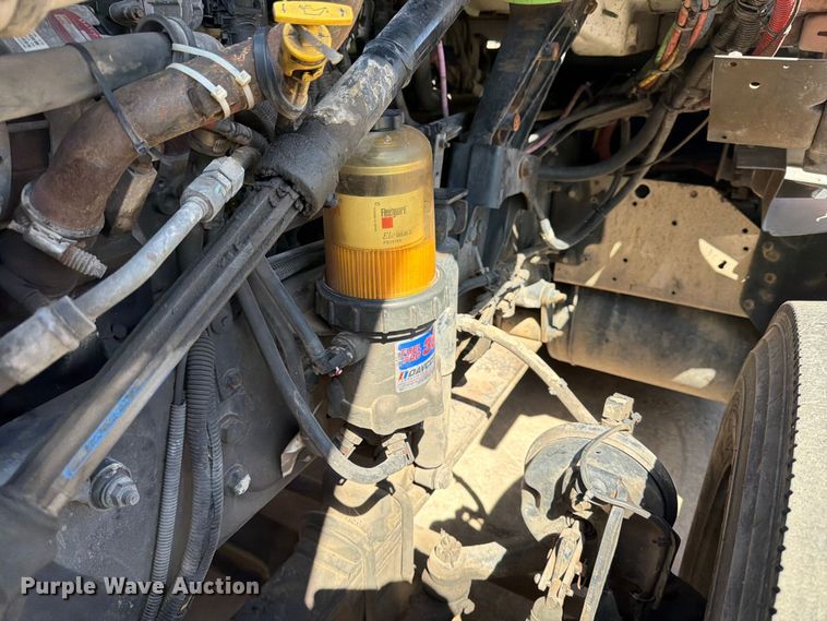 image for item ED5188 2015 International ProStar Plus semi truck