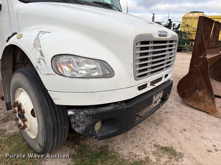 image for item ED5190 2009 Freightliner Business Class M2 roll-off container truck