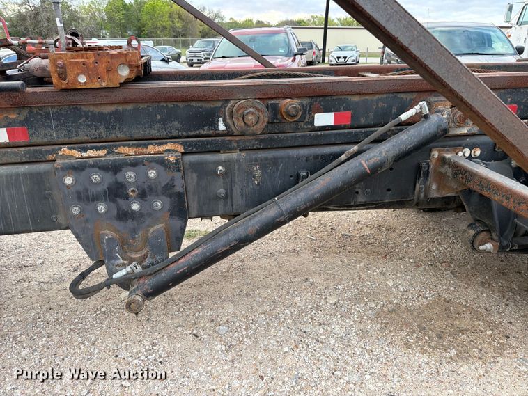 image for item ED5190 2009 Freightliner Business Class M2 roll-off container truck