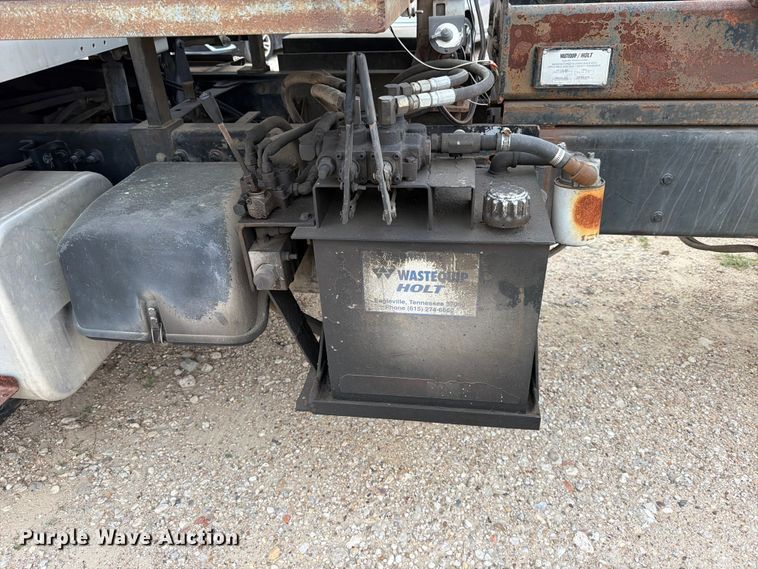 image for item ED5190 2009 Freightliner Business Class M2 roll-off container truck