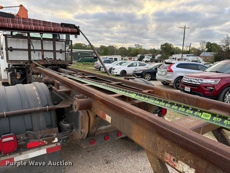 image for item ED5190 2009 Freightliner Business Class M2 roll-off container truck