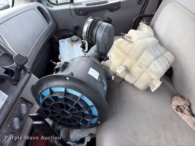 image for item ED5190 2009 Freightliner Business Class M2 roll-off container truck