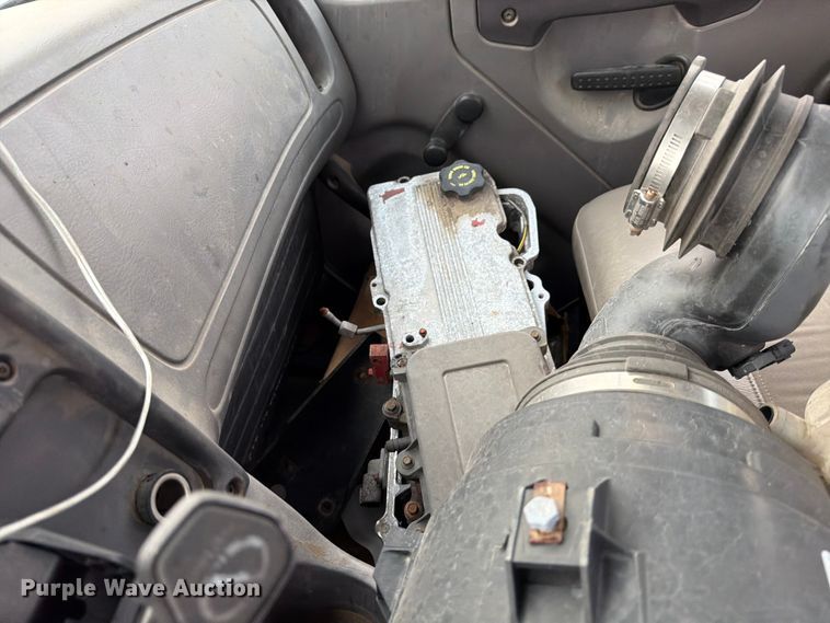 image for item ED5190 2009 Freightliner Business Class M2 roll-off container truck