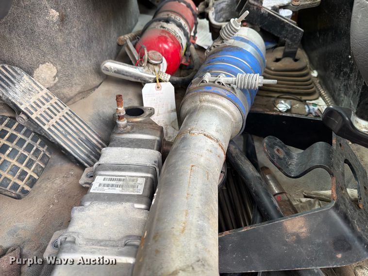 image for item ED5190 2009 Freightliner Business Class M2 roll-off container truck