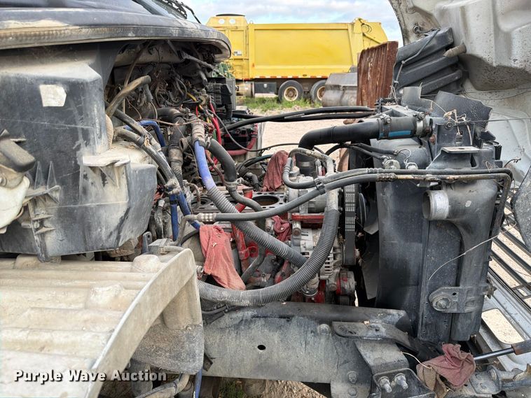 image for item ED5190 2009 Freightliner Business Class M2 roll-off container truck