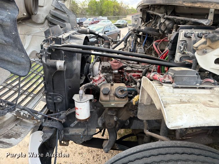 image for item ED5190 2009 Freightliner Business Class M2 roll-off container truck