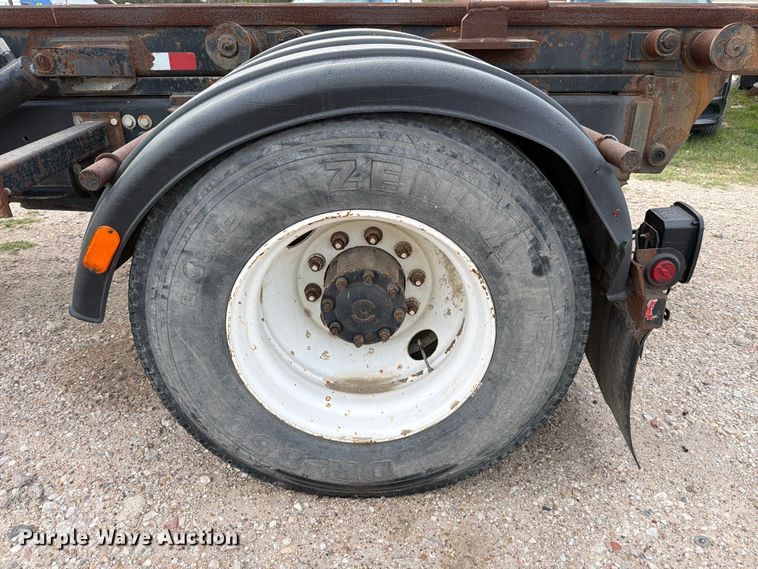 image for item ED5190 2009 Freightliner Business Class M2 roll-off container truck