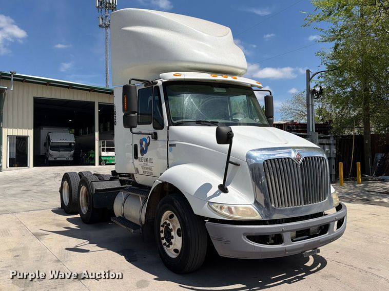 image for item ED5195 2012 International 8600 semi truck