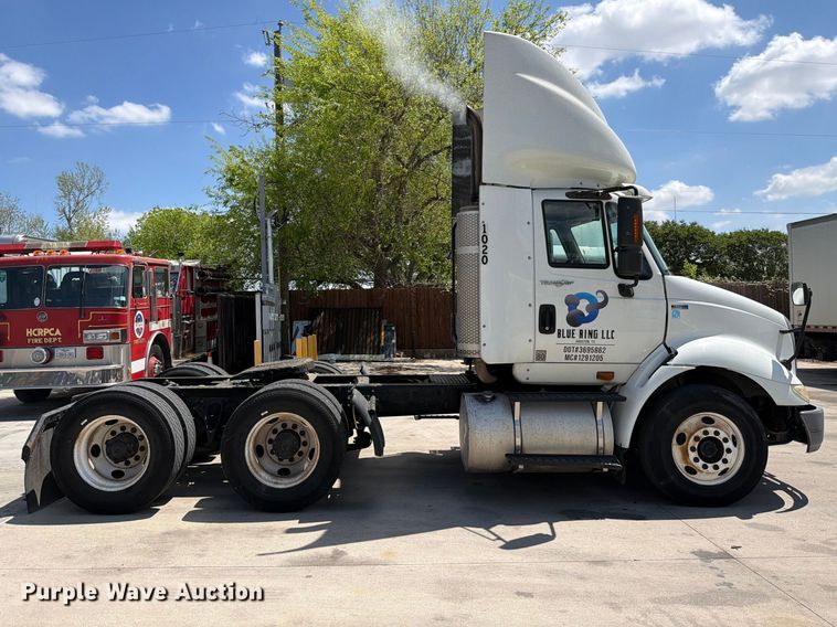 image for item ED5195 2012 International 8600 semi truck