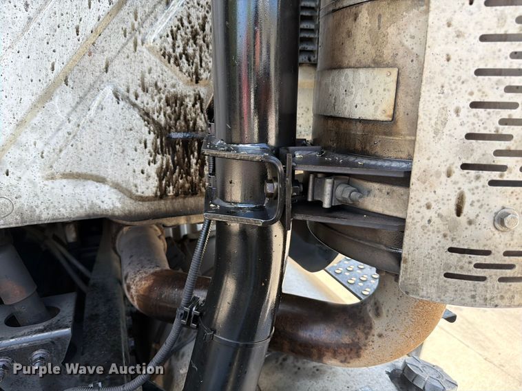 image for item ED5195 2012 International 8600 semi truck