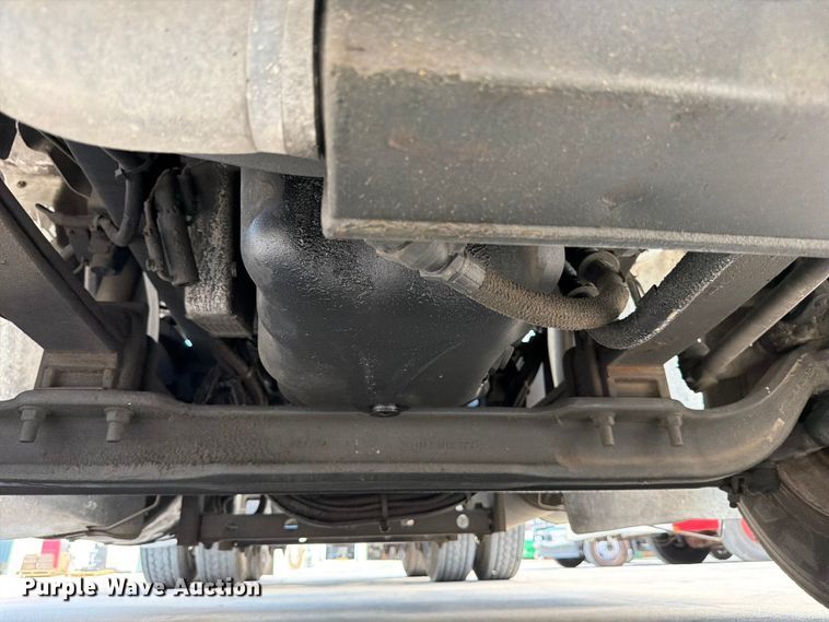 image for item ED5195 2012 International 8600 semi truck