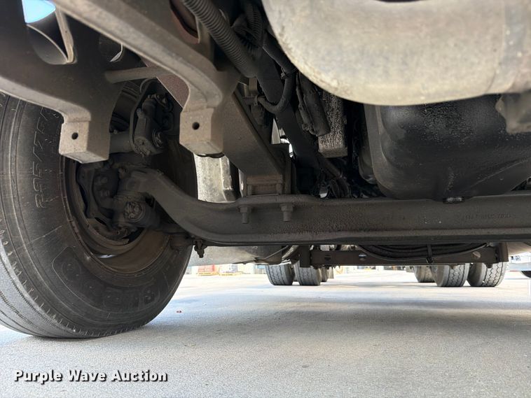 image for item ED5195 2012 International 8600 semi truck