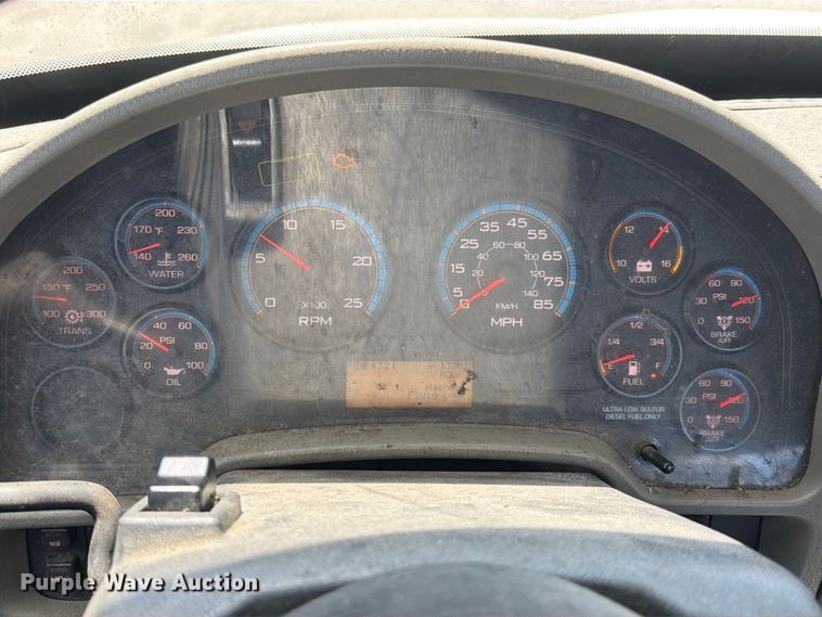 image for item ED5195 2012 International 8600 semi truck