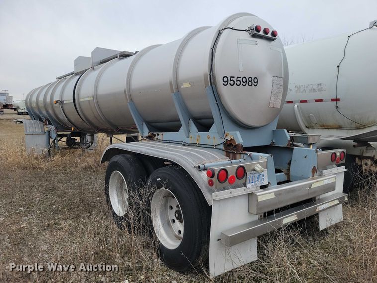 image for item EE0903 1995 Polar tank trailer