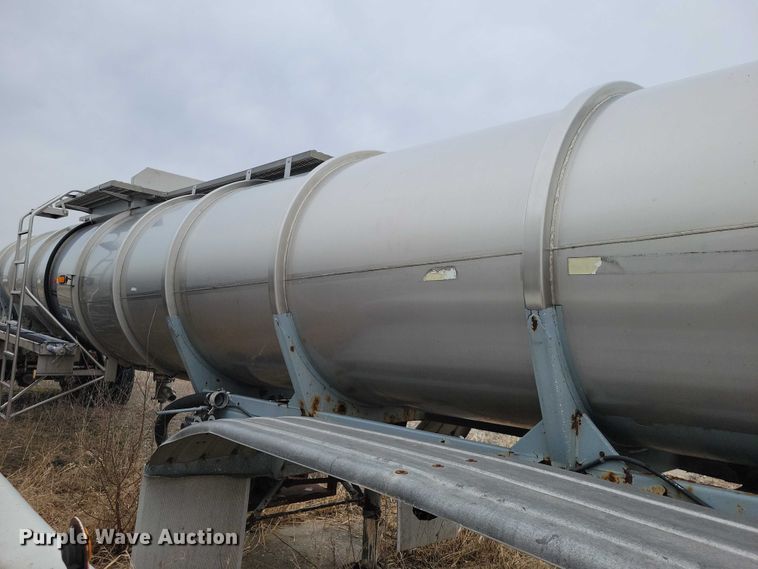 image for item EE0903 1995 Polar tank trailer