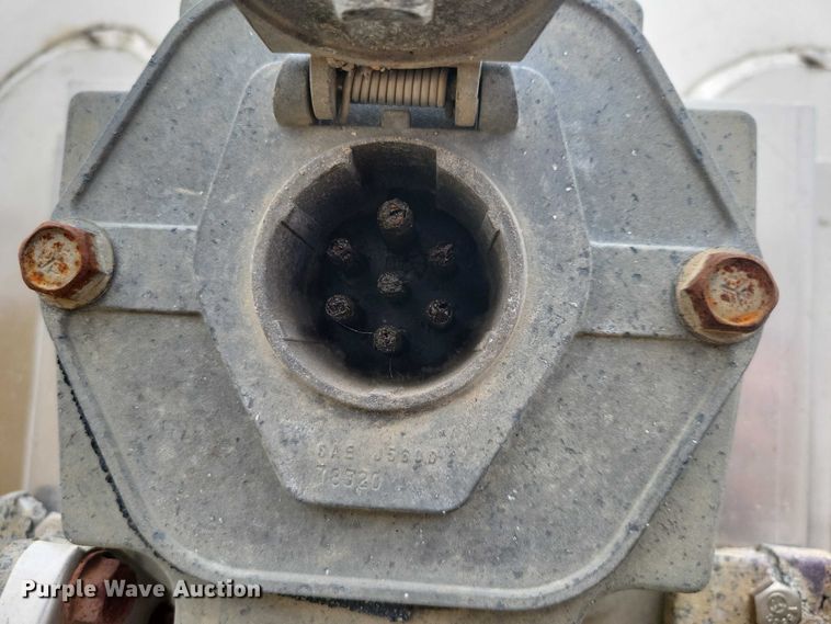 image for item EE0903 1995 Polar tank trailer