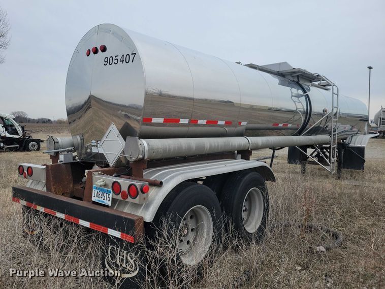 image for item EE0904 1991 Polar tank trailer