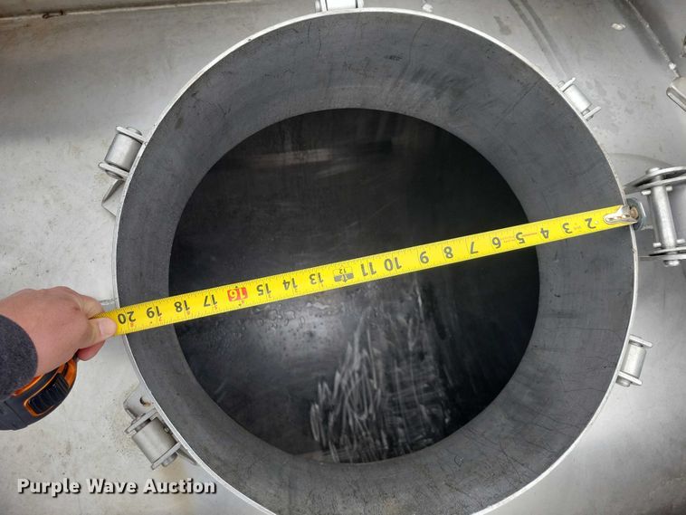 image for item EE0904 1991 Polar tank trailer