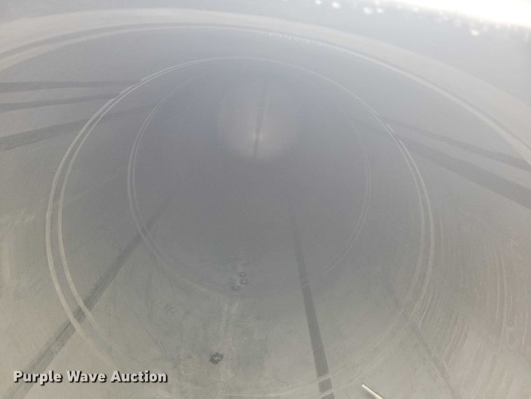 image for item EE0904 1991 Polar tank trailer