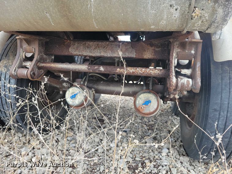 image for item EE0904 1991 Polar tank trailer