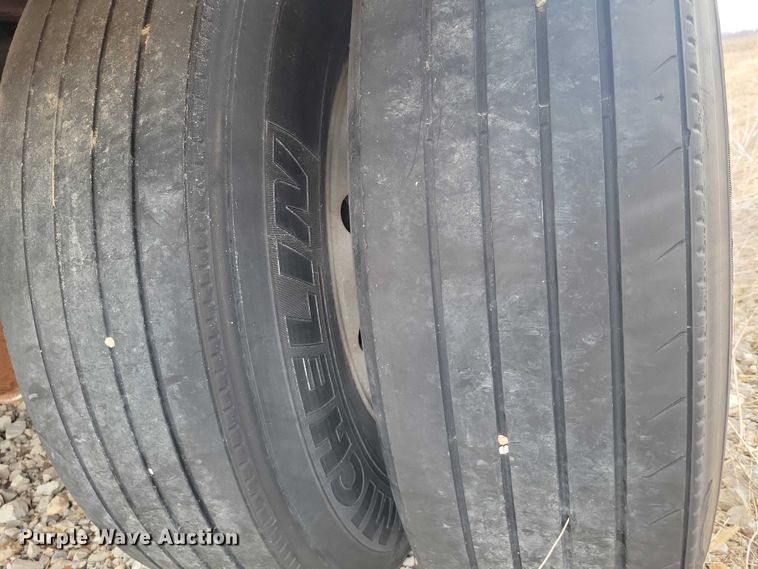 image for item EE0904 1991 Polar tank trailer