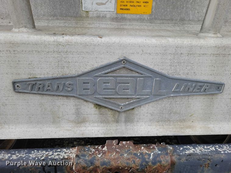 image for item EE0906 1989 Beall BAST-92-4 tank trailer