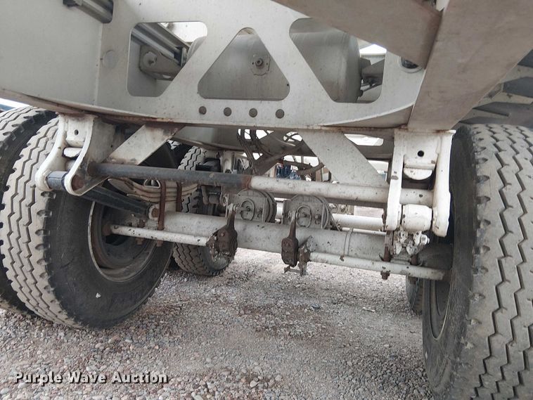 image for item EE5218 2022 Trail King Industries TK60SSD-402 side dump trailer