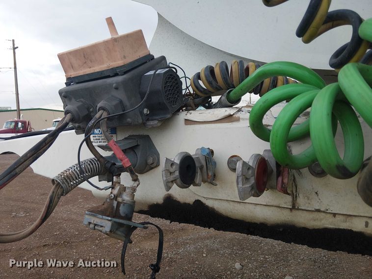 image for item EE5218 2022 Trail King Industries TK60SSD-402 side dump trailer