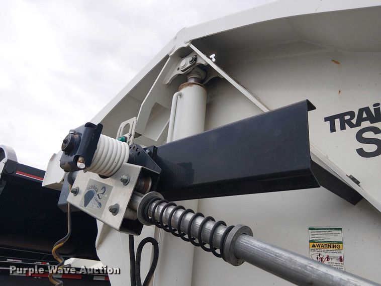 image for item EE5218 2022 Trail King Industries TK60SSD-402 side dump trailer