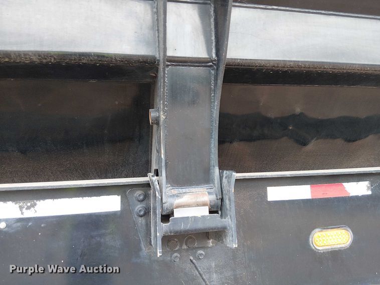 image for item EE5221 2016 Side Dump Ind. DS39BAH1R2R11 side dump trailer