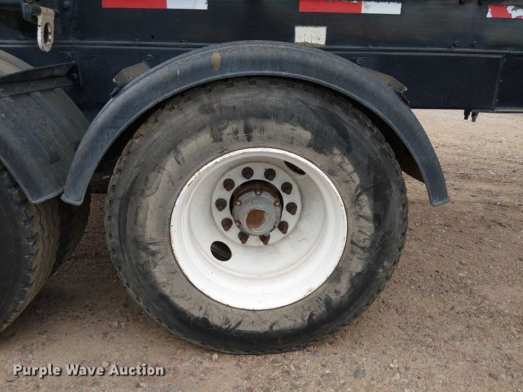 image for item EE5221 2016 Side Dump Ind. DS39BAH1R2R11 side dump trailer