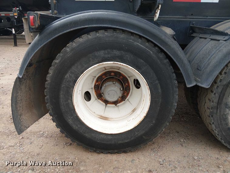 image for item EE5221 2016 Side Dump Ind. DS39BAH1R2R11 side dump trailer