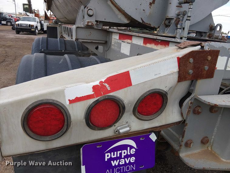 image for item EE5222 2002 Trail King Industries side dump trailer