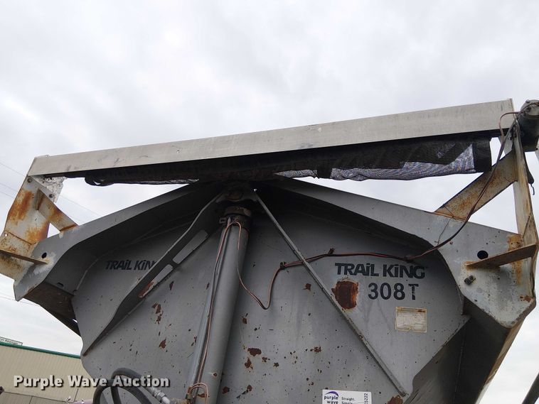 image for item EE5222 2002 Trail King Industries side dump trailer