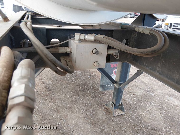 image for item EE5223 2021 Ranco side dump trailer