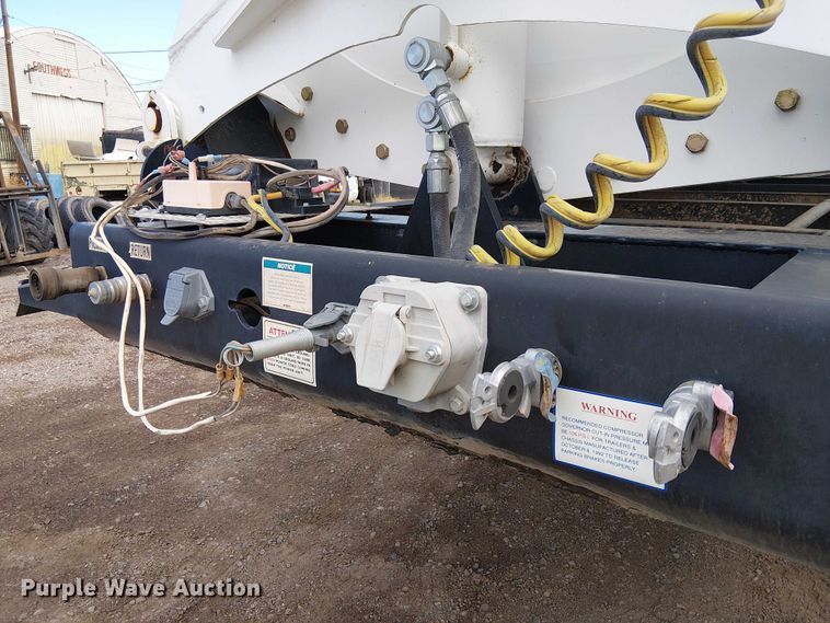 image for item EE5223 2021 Ranco side dump trailer