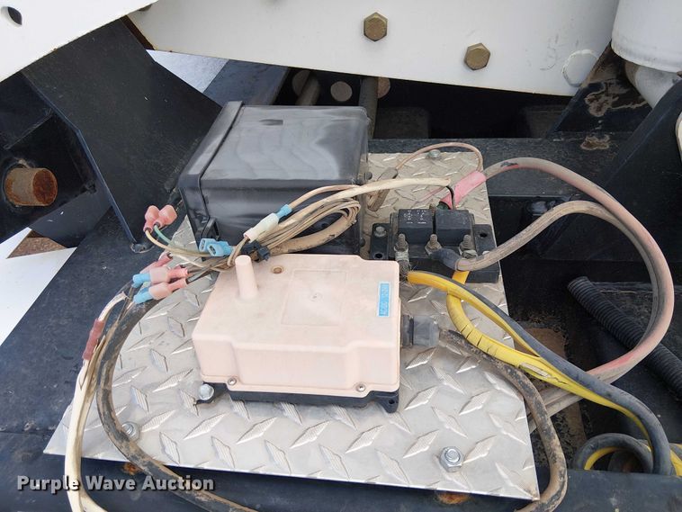 image for item EE5223 2021 Ranco side dump trailer